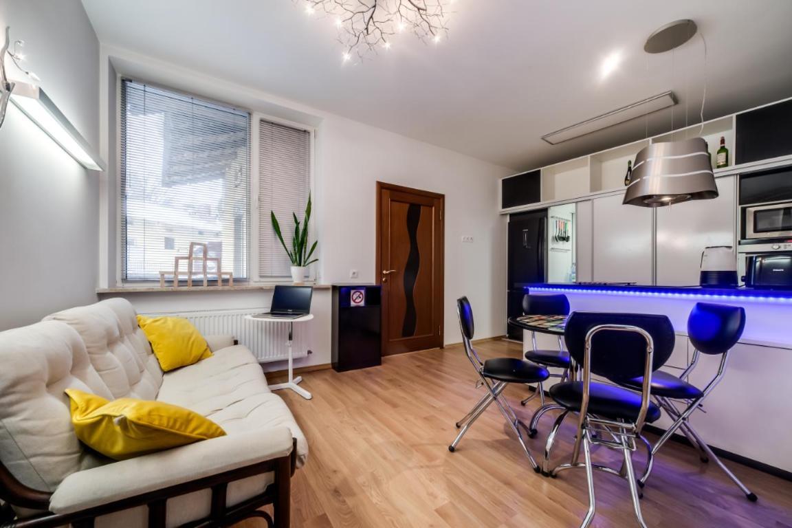 Sova Apartment Lviv Сenter Сity ภายนอก รูปภาพ